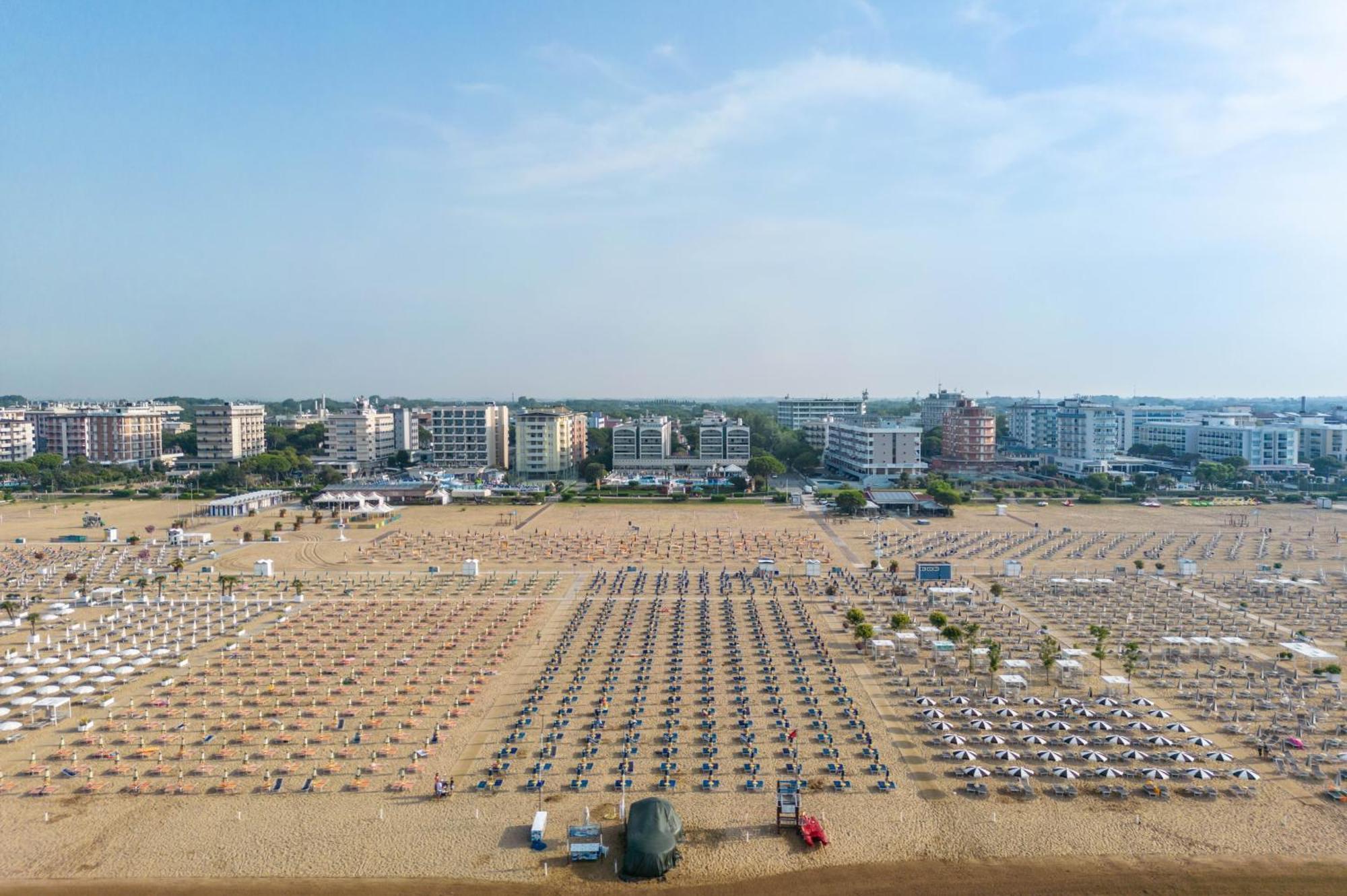 Aparthotel Imperial Bibione Eksteriør billede
