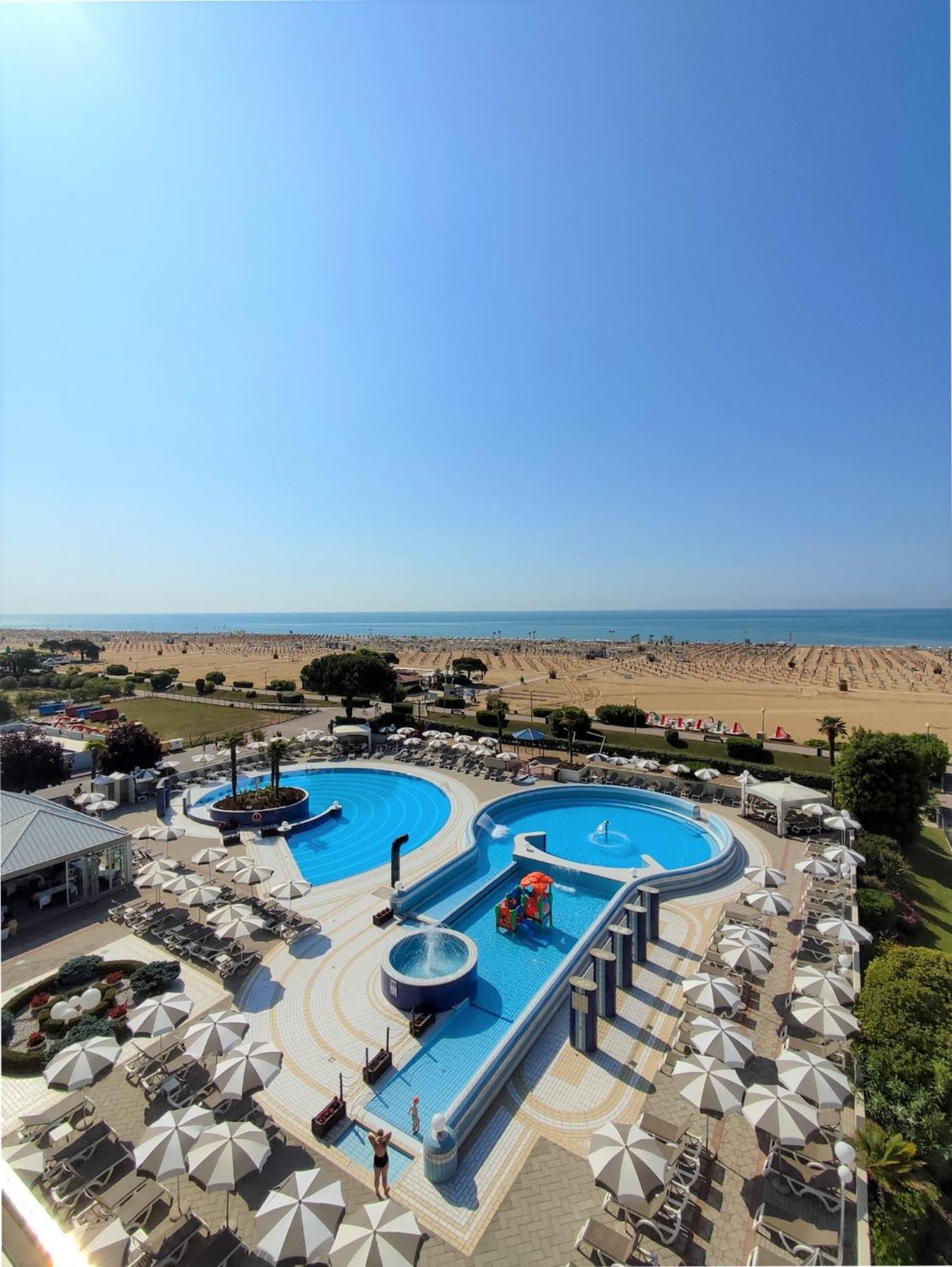 Aparthotel Imperial Bibione Eksteriør billede
