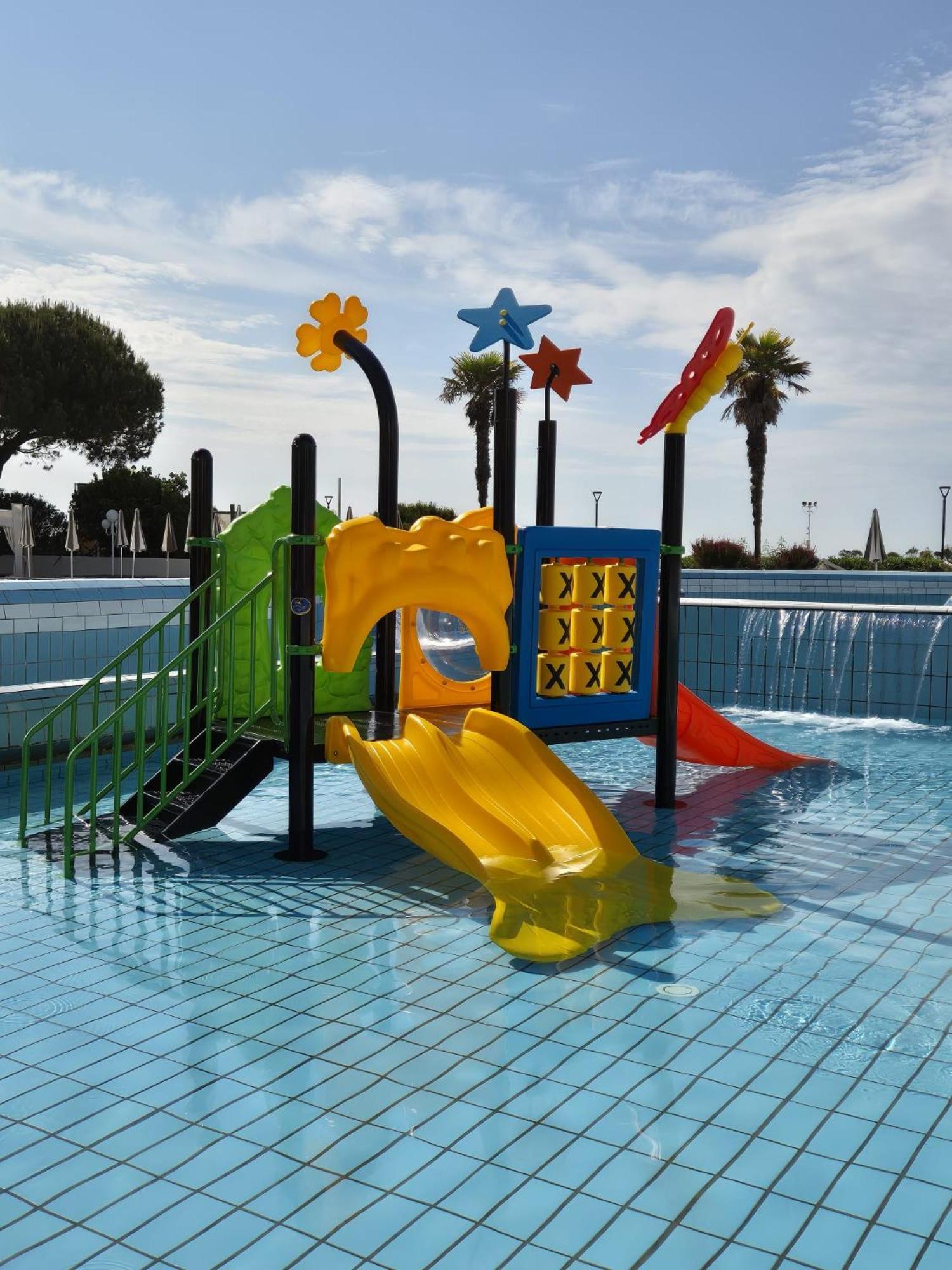 Aparthotel Imperial Bibione Eksteriør billede